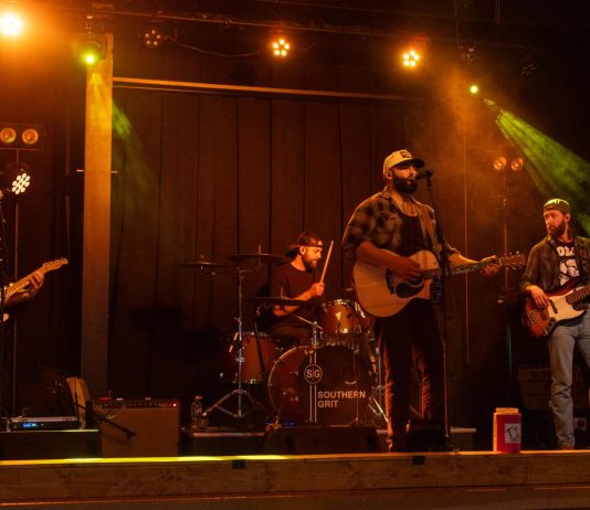 Southern Grit shows a taste of country music with a twist – The Daily Egyptian