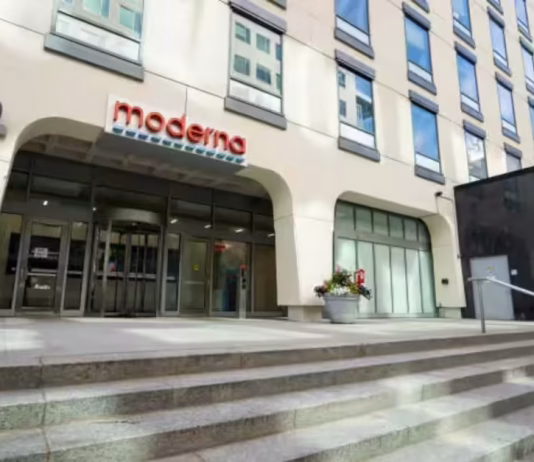 Moderna’s Two-in-One Flu and COVID Vaccine Shows Promise in Mid-Stage Trial, ETPharma