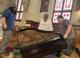 Docent hits right key at Old St. Pete’s in time for St. Pat in The Dalles — Columbia Community Connection News Mid-Columbia Region
