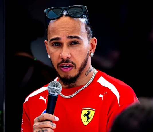 He’s here? Lewis Hamilton’s new race engineer snapped at Australian Grand Prix