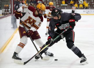 Gophers Battle Buckeyes to Open WCHA Final Faceoff
