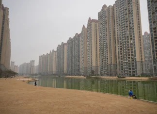 Photos show China’s low-cost lifestyle in vast, semiabandoned housing complexes