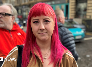 Business owners ‘heartbroken’ after retail units destroyed in Glasgow fire