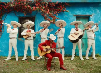 Bruno Mars Performs Bolero With Mariachi & More Uplifting Moments