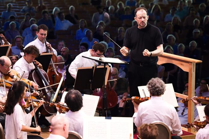 andris-nelsons-thin.jpg