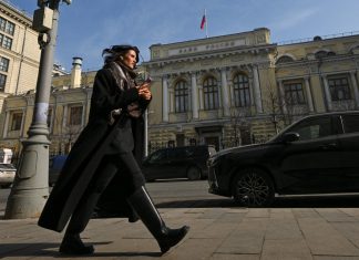 ‘Long-Term Decline or Shock’: Swedish Intel Warns Russia’s Economy Is Weaker Than It Looks
