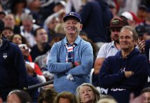 Foo Fighters, Nara Smith: CT’s celebrity gossip, sightings, April 2026