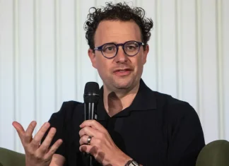 Anthropic Exec Says Culture Lets Staff ‘Just Argue With Dario’