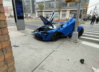Manhattan vehicle heist leaves McLaren crashed – NBC New York