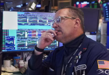 S&P/TSX composite edges higher in late-morning trading, U.S. stock markets mixed