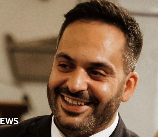 Tributes paid to motorcyclist who died in a crash in Hatfield – BBC News