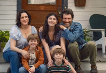 A Very Jewish Movie Starring Sunny Sandler and Max Greenfield Is Coming to Netflix This Summer – Kveller