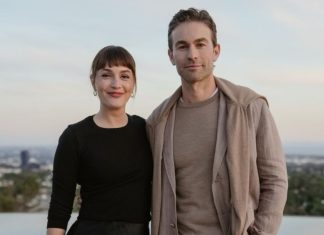 ‘Gossip Girl’ stars Leighton Meester, Chace Crawford reunite in LA