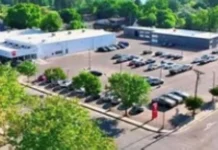 Loveland auto dealership property sells at a loss – BizWest