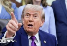Trump says Iran ceasefire is on ‘massive life support’ – BBC