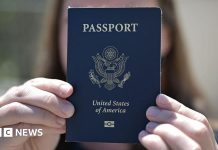 US to revoke passports of parents with child support debt