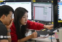 Asia stock markets slide as tech shares slump