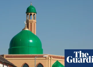 One in six Britons think growth of Muslim population is ‘threat to UK culture’, study finds | Islamophobia