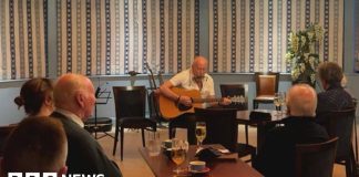 Call for 'grassroots revolution' to save Guernsey's folk music – BBC