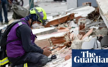 Venezuela earthquake: father and son found alive in rubble after four days as death toll nears 1,500 | Venezuela