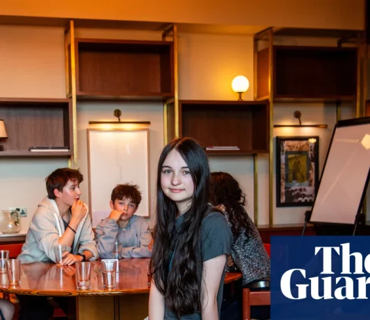 UK parents support an under-16 social media ban – but what do their children think? | Social media ban