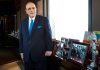 Clive Davis, music industry starmaker, has died at 94