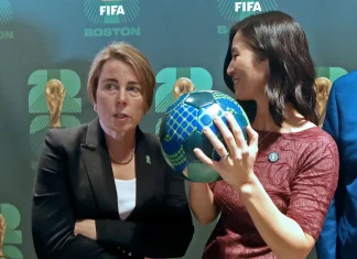 Pols & Politics: Why not make looser drinking laws for World Cup permanent, observers ask