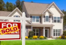 Sales are up and listings are shrinking. Is now the time to buy a home in Toronto?