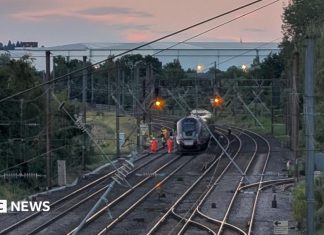 Charities set up appeal to support Bedford train crash victims