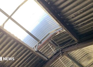 Man fell through Preston farm roof doing uninsured work