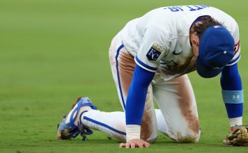 Bobby Witt Jr. out with Grade 1 MCL sprain