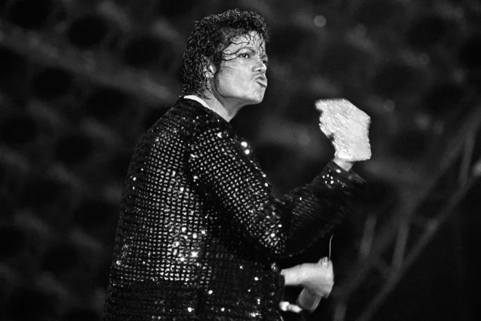 michael-jackson-1983-mazur-billboard-1800.jpg