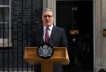 Starmer resigns as UK’s prime minister, succumbing to political pressure