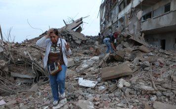 Venezuela earthquakes death toll climbs as rescue efforts continue : NPR