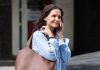 The Denim Trend People Are Wearing With Heeled Flip-Flops