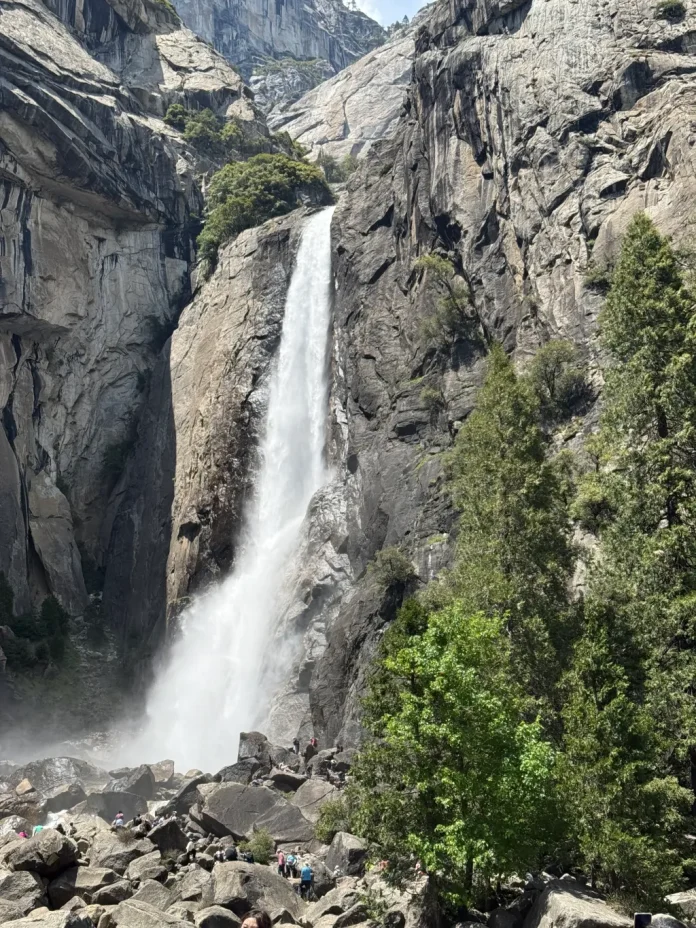 0709_NWS_STC-L-Milller-col-yosemite-falls-0712.jpg