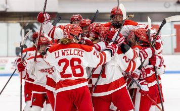 Women’s Ice Hockey Earns 21 Hockey East All-Academic Honorees