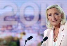 Le Pen to run for French presidency despite court-ordered monitor after embezzlement conviction