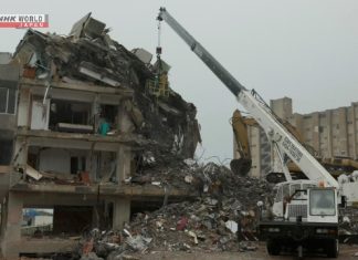 Experts: Venezuela quakes heavily damaged around 10,000 buildings