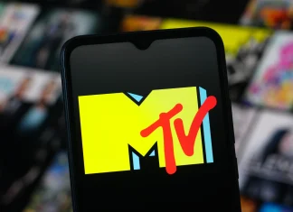 Dave Kendall, who spotlighted alternative music on MTV’s ‘120 Minutes,’ dies