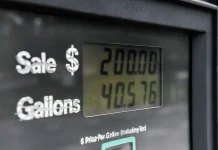 Petrol prices climb as US–Iran tensions disrupt markets | Inflation News