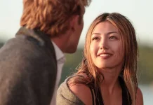 Netflix’s Crew Girl is For Off-Campus & Gossip Girl Fans