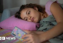 EU threatens Meta with fines over ‘addictive’ Facebook and Instagram – BBC