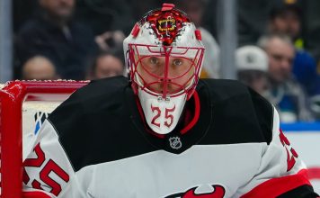Markstrom traded to Panthers by Devils for 3 forwards
