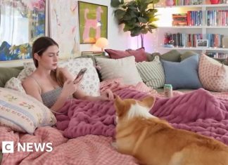 'We are not lonely': Solitude as a new aspirational lifestyle – BBC