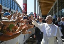 Catholic culture of love can counter the lies of hatred, power, pope says