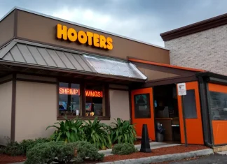 ‘Hooters: The Movie’ Officially in The Works