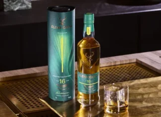 Glenfiddich and Aston Martin Released a Second Whisky Collaboration