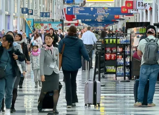 Fall travel deals shrink as shoulder-season demand rises