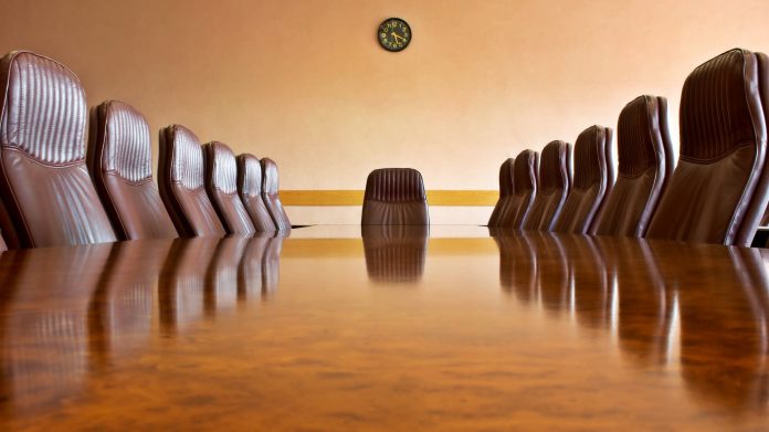 f34c92-20260806-meeting-room-with-chairs-around-a-table-2000.jpg